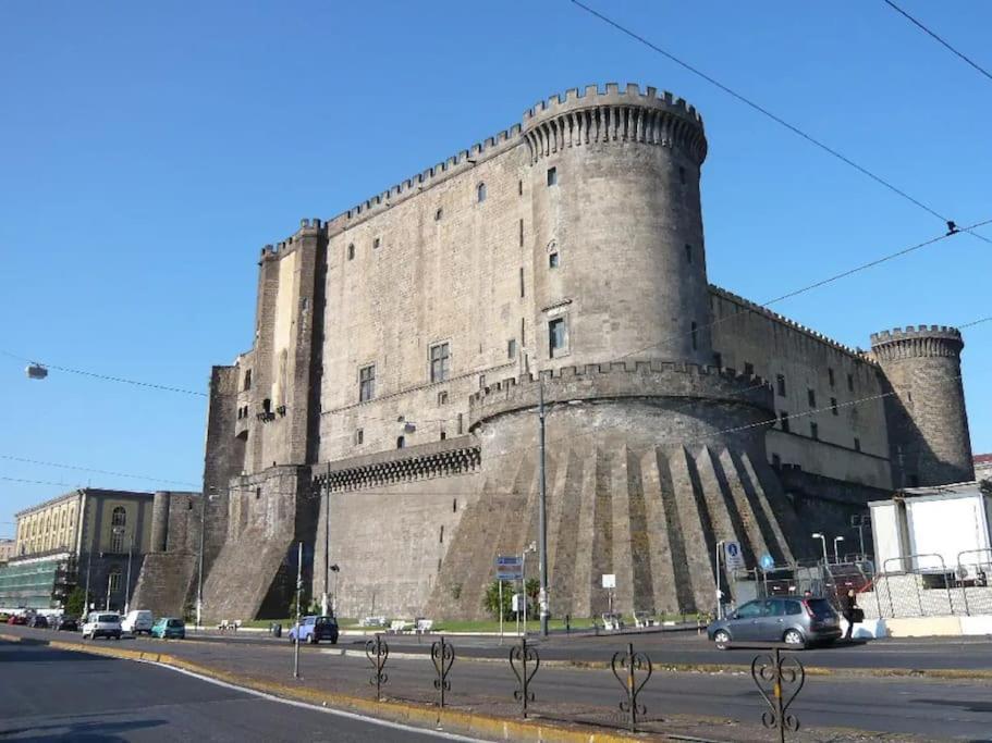 Intero Alloggio - Chiaia Napoli Dış mekan fotoğraf