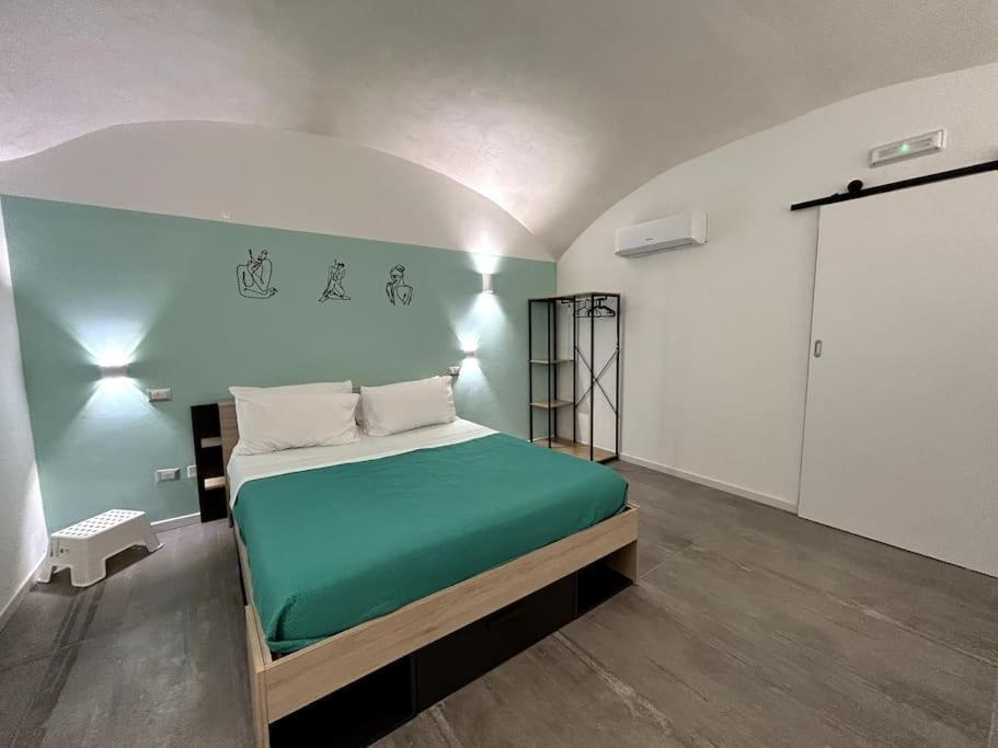 Intero Alloggio - Chiaia Napoli Dış mekan fotoğraf